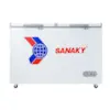 Tủ đông Sanaky 200L VH-225A2 thiết kế 1 ngăn 2 nắp dỡ tiện lợi, dung tích gọn gàng, làm lạnh nhanh và bảo quản thực phẩm hiệu quả. Mua trả góp 0% tại Điện Máy Lê Triều với thủ tục đơn giản, duyệt nhanh, giao hàng nhanh chóng. Phù hợp gia đình và kinh doanh nhỏ.
