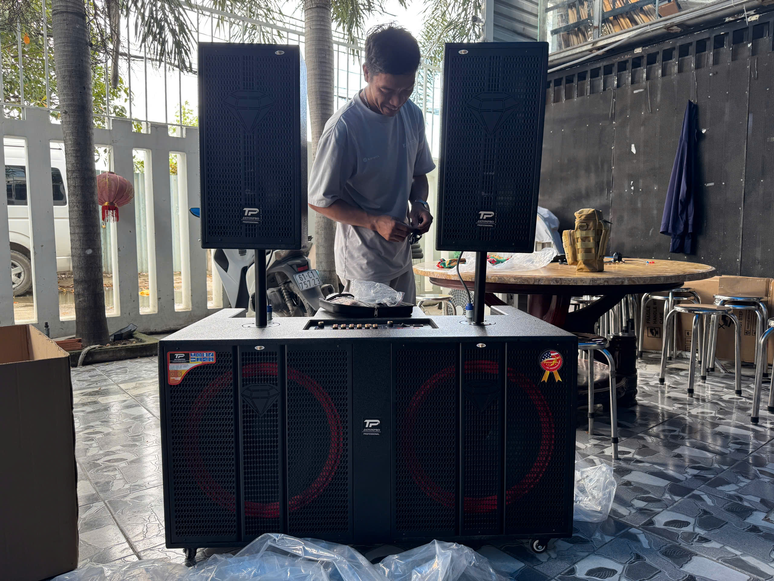 LOA K&Eacute;O ĐIỆN JATONPRO T5400 CH&Iacute;NH H&Atilde;NG &ndash; LOA KARAOKE DI ĐỘNG C&Ocirc;NG SUẤT LỚN Đ&Aacute;NG MUA