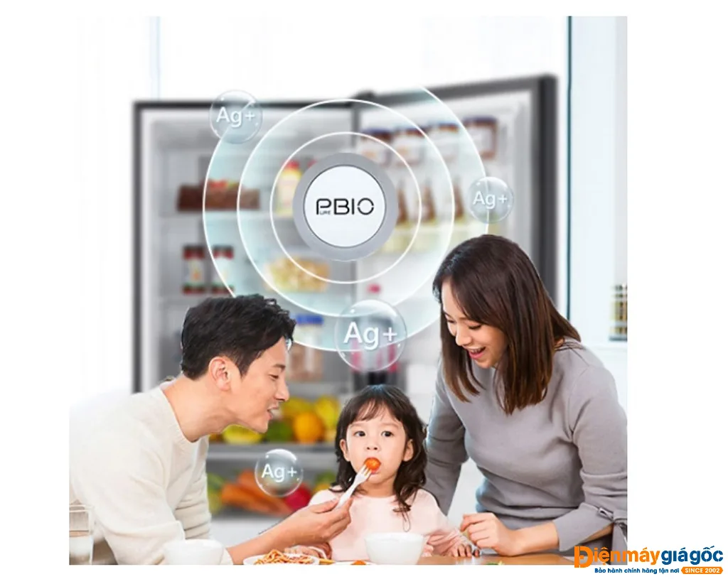 Tủ lạnh Toshiba Inverter 338 l&iacute;t GR-RT468WE-PMV(58)-MM vượt trội với ngăn bảo quản Origin Fresh, gi&uacute;p duy tr&igrave; độ tươi của rau củ trong thời gian d&agrave;i. Khả năng n&agrave;y đ&aacute;ng kể gi&uacute;p bảo quản thực phẩm tươi ngon hơn v&agrave; k&eacute;o d&agrave;i thời gian sử dụng của ch&uacute;ng. B&ecirc;n cạnh đ&oacute;, tủ lạnh n&agrave;y c&ograve;n vận h&agrave;nh &ecirc;m &aacute;i, gi&uacute;p giảm tiếng ồn v&agrave; kh&ocirc;ng g&acirc;y phiền h&agrave; trong gia đ&igrave;nh.