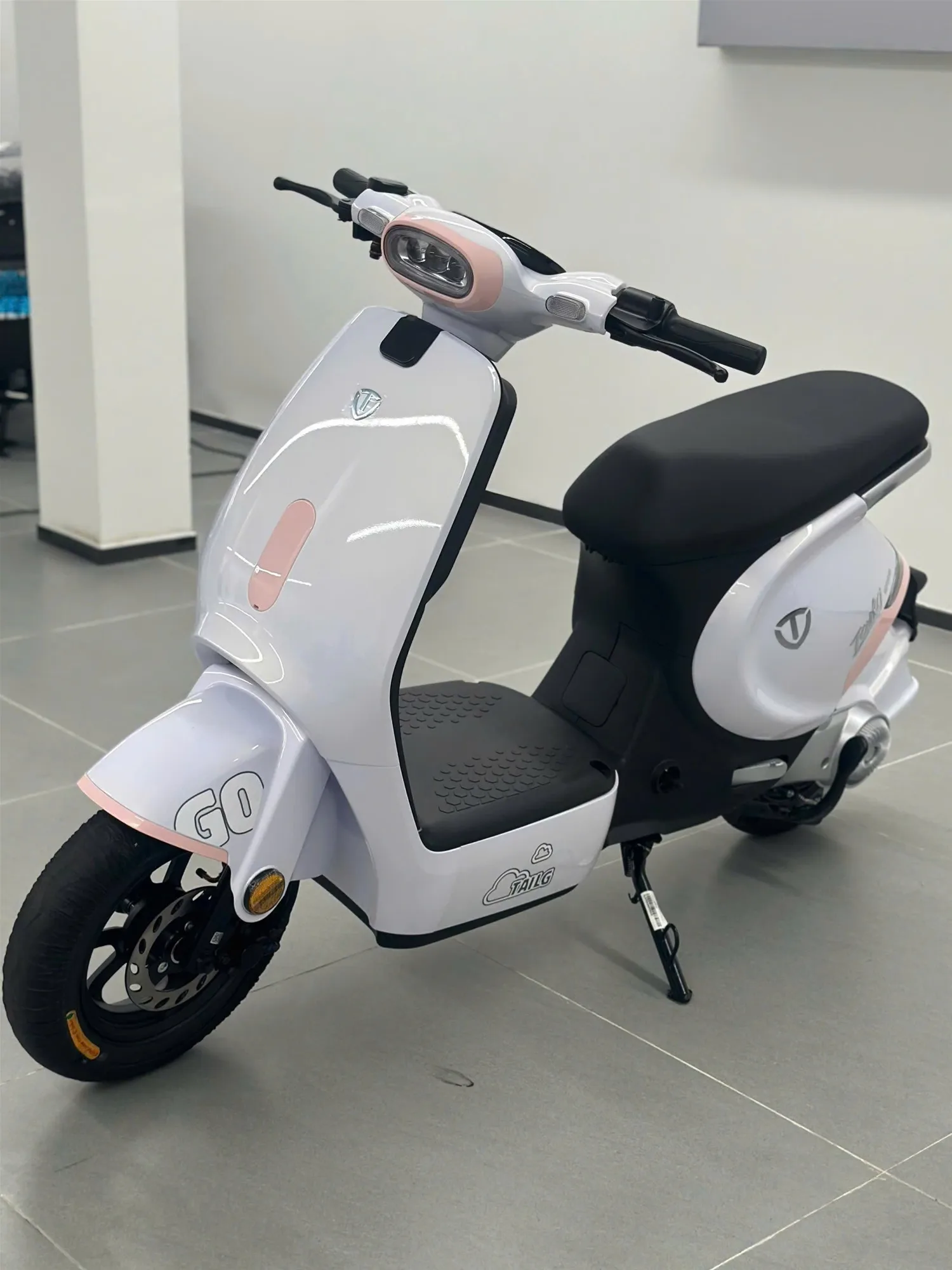 XE ĐẠP ĐIỆN CAO CẤP TAILG GR56 &ndash; TRẢ G&Oacute;P L&Ecirc; TRIỀU: Lựa chọn &ldquo;đ&aacute;ng tiền&rdquo; cho người muốn đi xa hơn, &ecirc;m hơn