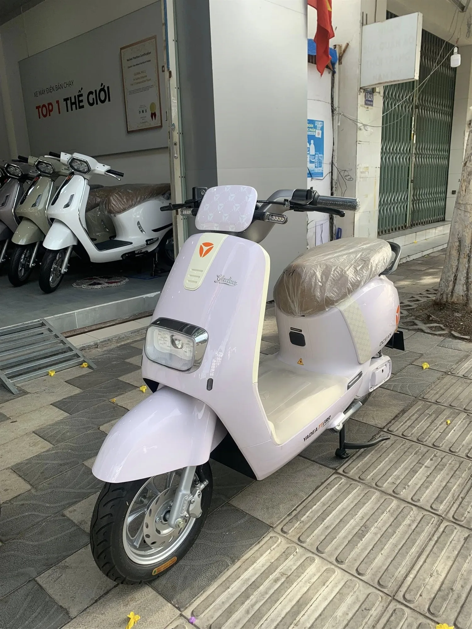 2. Động cơ mạnh mẽ &ndash; tiết kiệm năng lượng